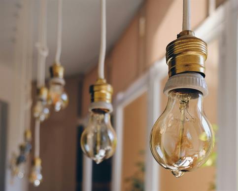 LAMPADINA PL 7